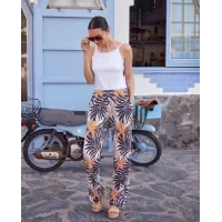 Janira Pants Loo Goldpalm Donna – Stampa Botanica, Comfort Elegante Janira Pants Loo Goldpalm Donna – Stampa Botanica, Comfort Elegante